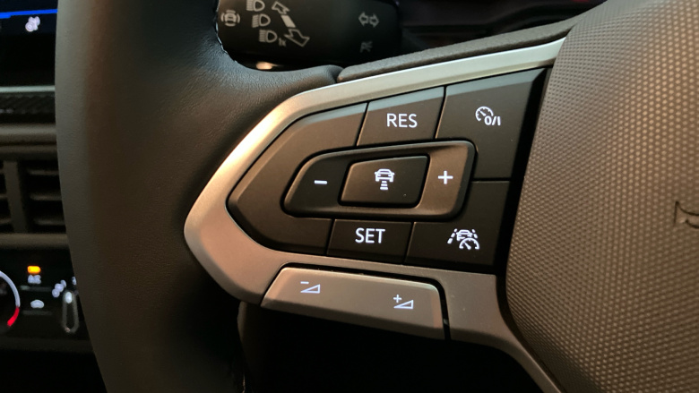 Volkswagen Polo 1.0 Life 5dr Petrol Hatchback